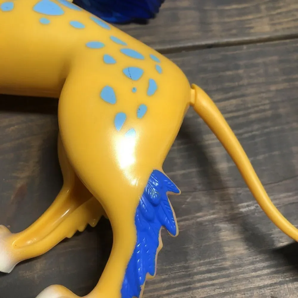 *Disney Jr. Elena of Avalor SKYLAR Yellow Jaquin Wings Flap Leopard 13
